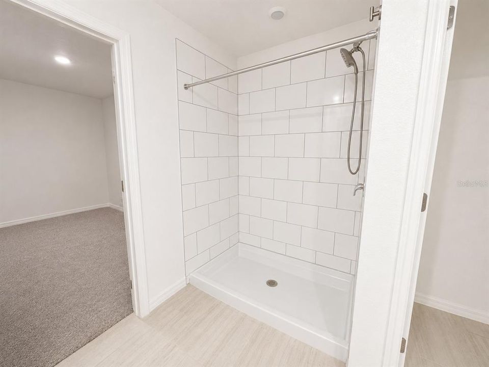 В аренду: $2,799 (4 спален, 2 ванн, 2584 Квадратных фут)