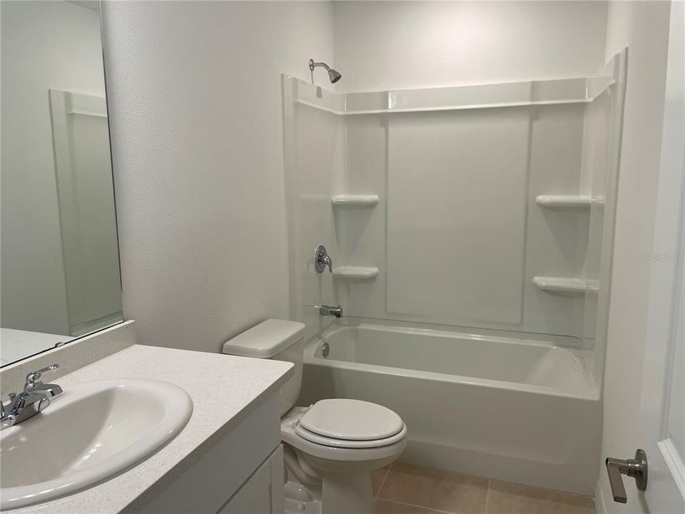 For Rent: $2,100 (3 beds, 2 baths, 1553 Square Feet)