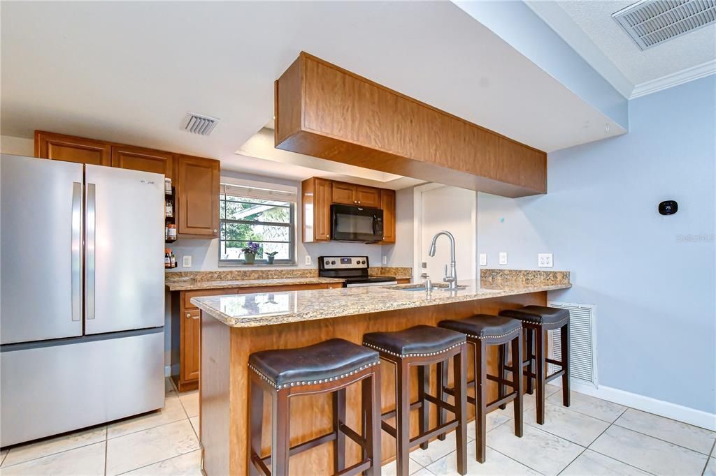 Activo con contrato: $414,900 (3 camas, 2 baños, 1498 Pies cuadrados)