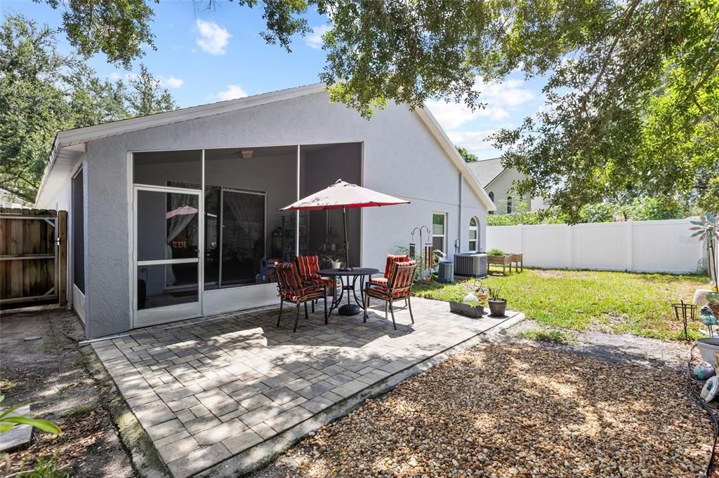 На продажу: $325,000 (3 спален, 2 ванн, 1590 Квадратных фут)