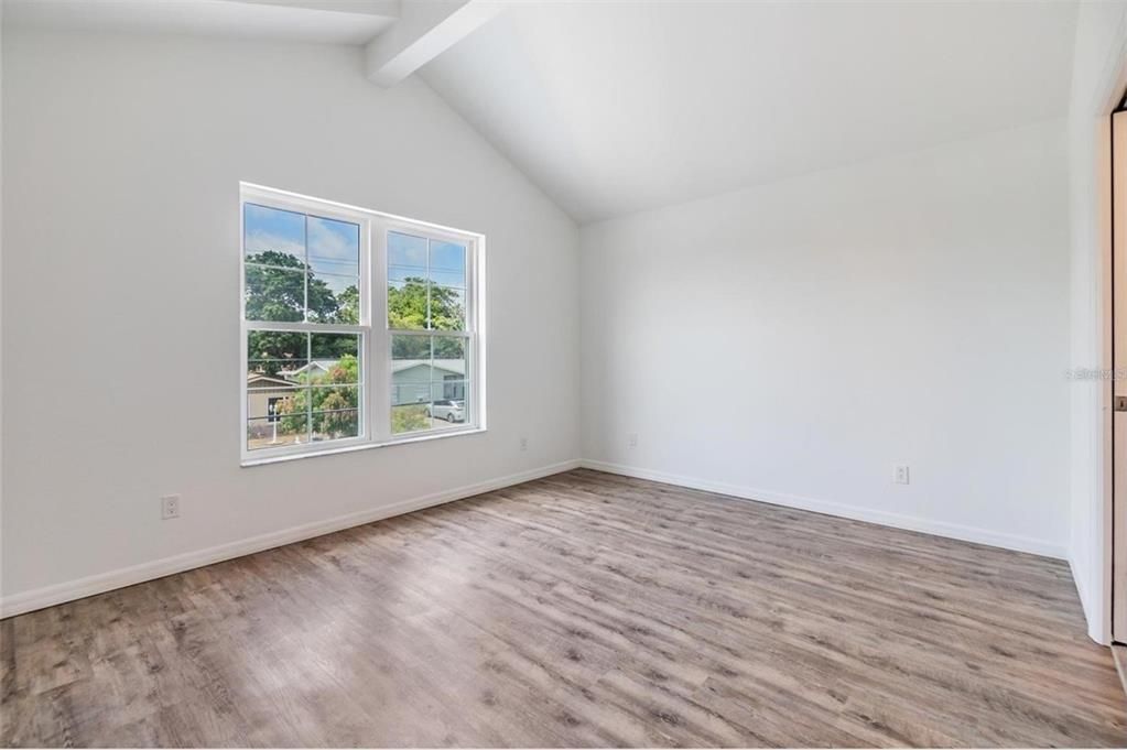 For Rent: $2,500 (3 beds, 2 baths, 1436 Square Feet)