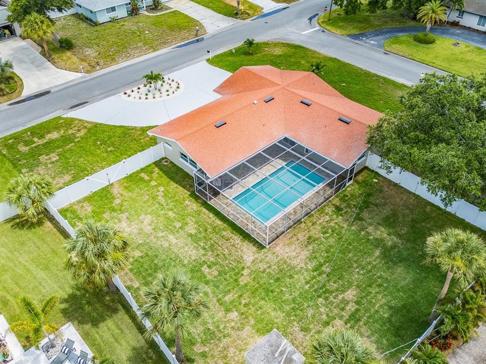En Venta: $799,900 (4 camas, 3 baños, 1783 Pies cuadrados)