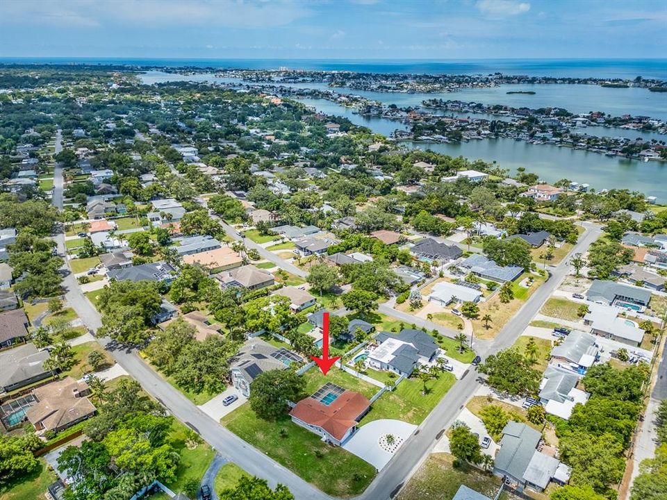 En Venta: $799,900 (4 camas, 3 baños, 1783 Pies cuadrados)