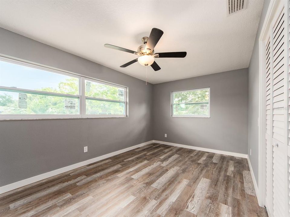 En Venta: $799,900 (4 camas, 3 baños, 1783 Pies cuadrados)