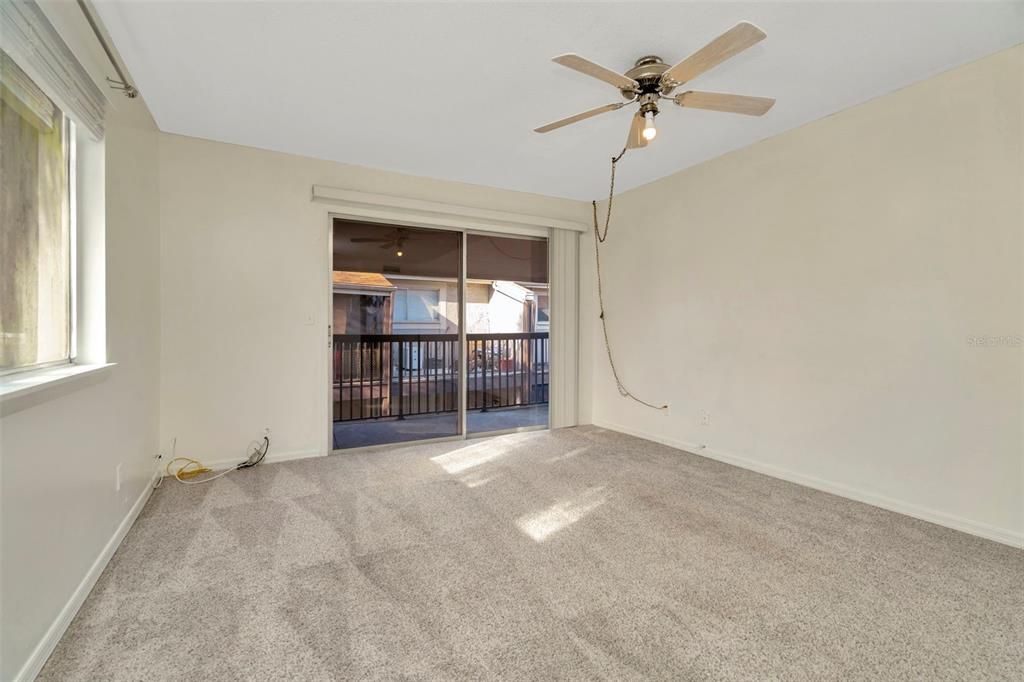 En Venta: $124,900 (2 camas, 2 baños, 1068 Pies cuadrados)