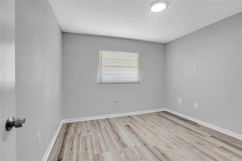For Sale: $359,900 (4 beds, 2 baths, 1452 Square Feet)