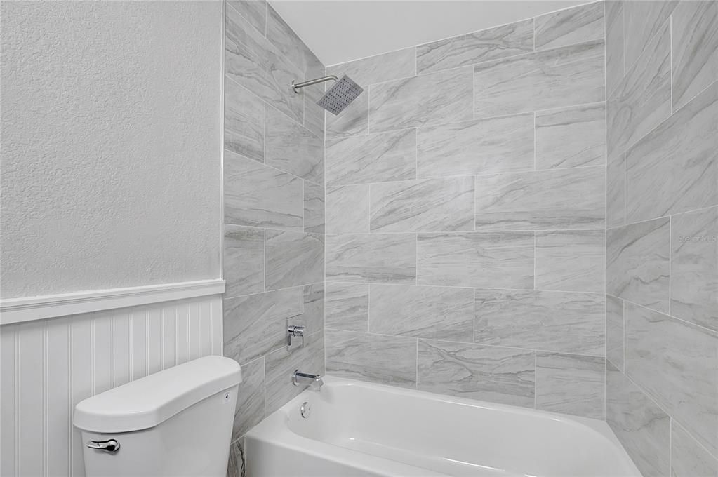 For Sale: $359,900 (4 beds, 2 baths, 1452 Square Feet)
