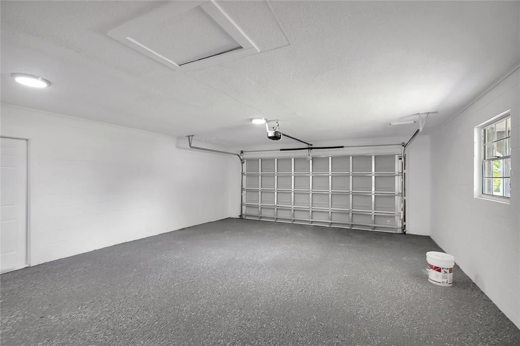For Sale: $359,900 (4 beds, 2 baths, 1452 Square Feet)