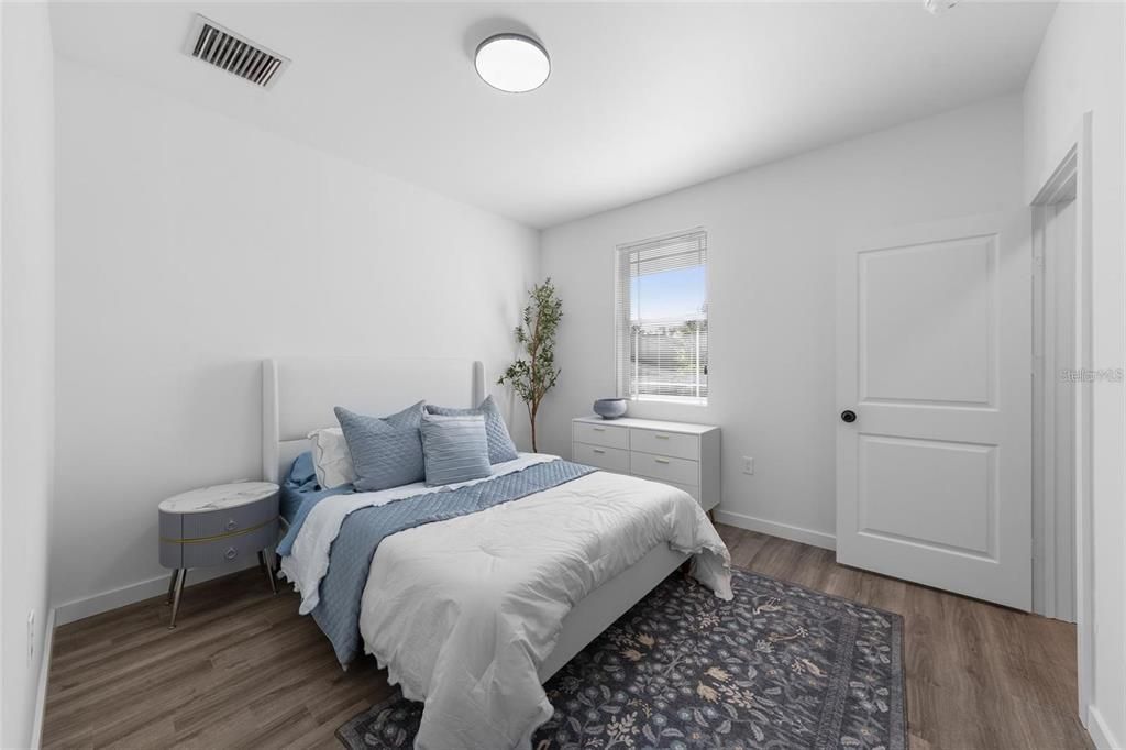 For Sale: $277,520 (3 beds, 2 baths, 1349 Square Feet)