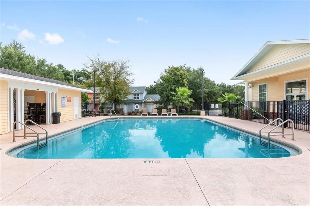 For Sale: $277,520 (3 beds, 2 baths, 1349 Square Feet)