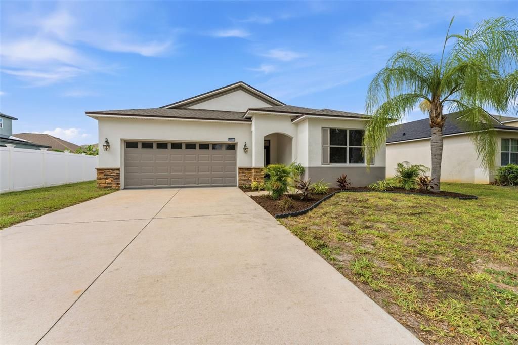 На продажу: $365,000 (3 спален, 2 ванн, 1863 Квадратных фут)