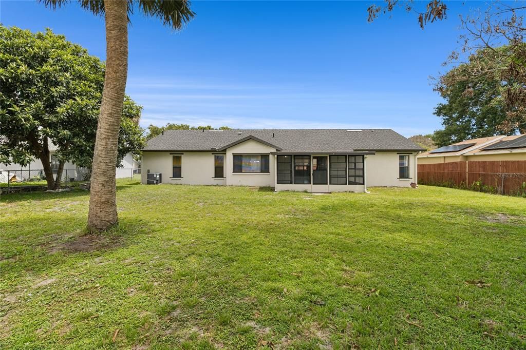 For Sale: $309,900 (3 beds, 2 baths, 1465 Square Feet)