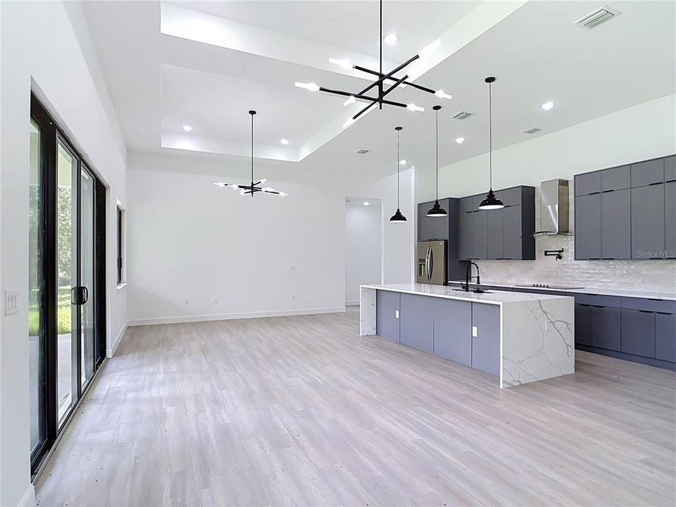 En Renta: $2,690 (4 camas, 3 baños, 2153 Pies cuadrados)