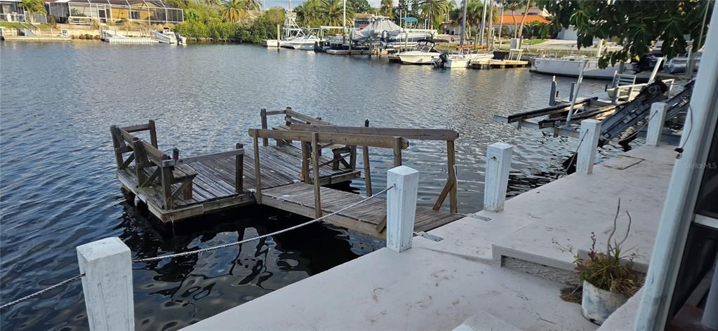 Activo con contrato: $395,000 (2 camas, 2 baños, 1659 Pies cuadrados)
