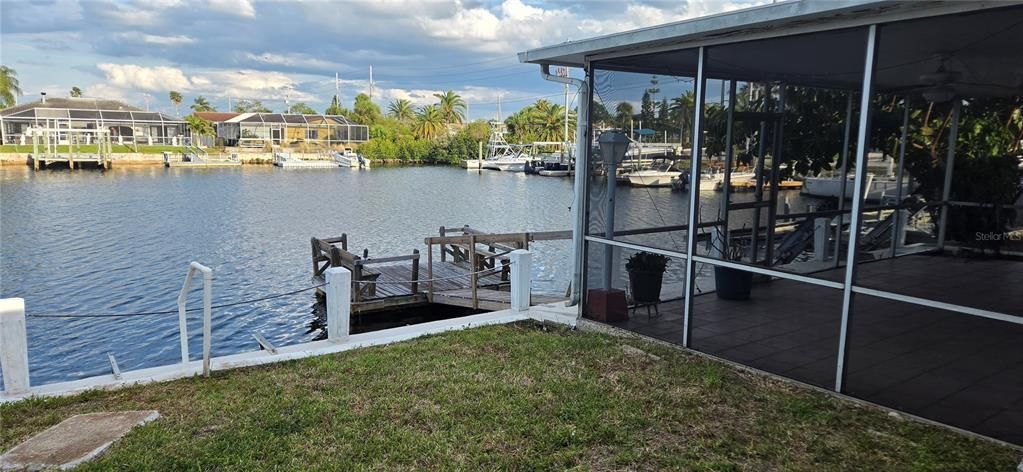 Activo con contrato: $395,000 (2 camas, 2 baños, 1659 Pies cuadrados)
