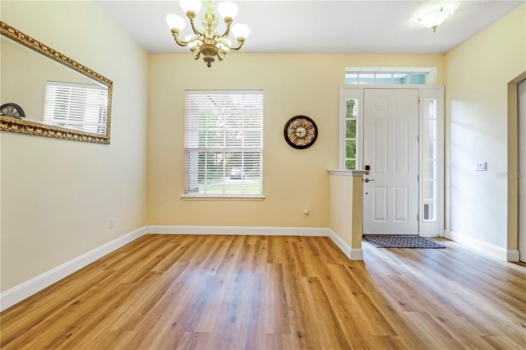 For Sale: $574,900 (3 beds, 2 baths, 2025 Square Feet)