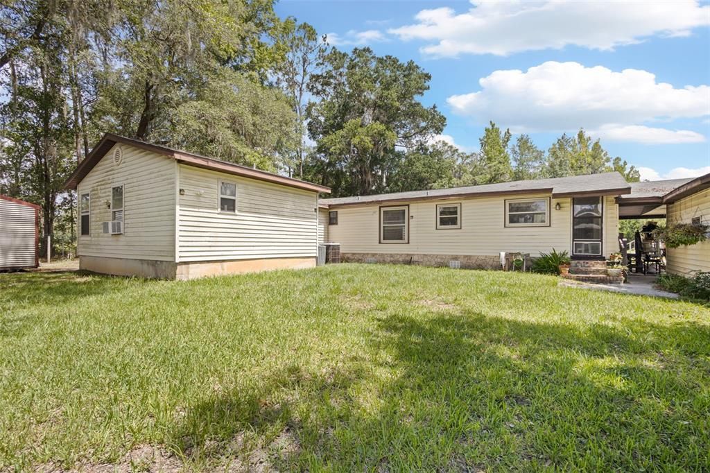For Sale: $169,999 (2 beds, 2 baths, 1788 Square Feet)