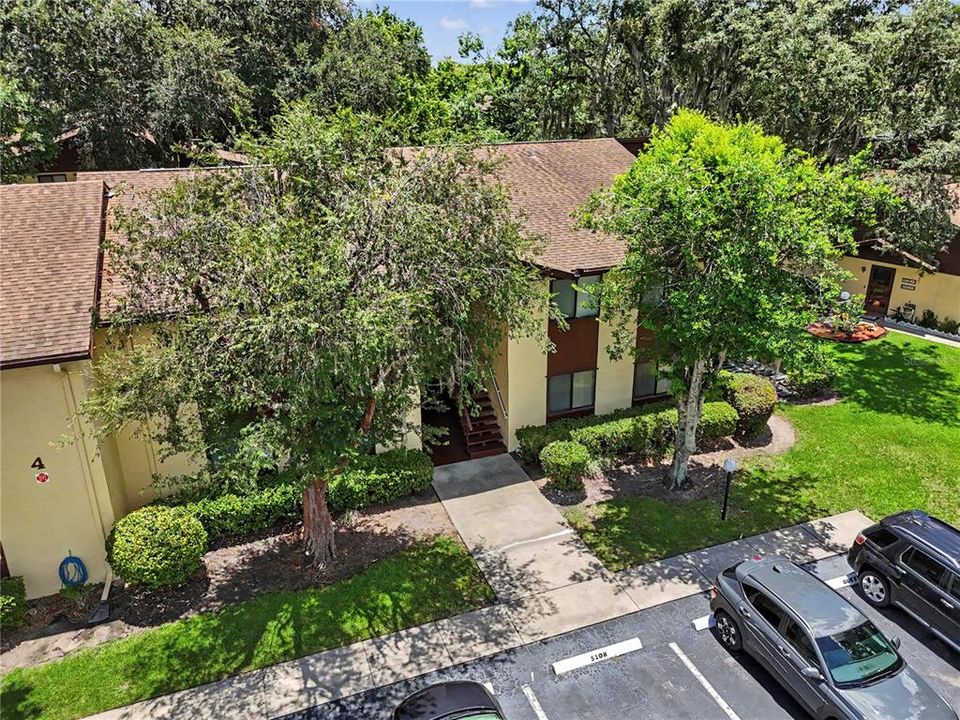 For Sale: $129,900 (2 beds, 2 baths, 1308 Square Feet)