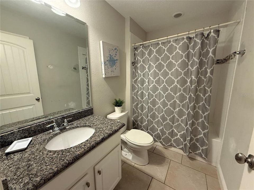 For Sale: $509,000 (6 beds, 4 baths, 3052 Square Feet)