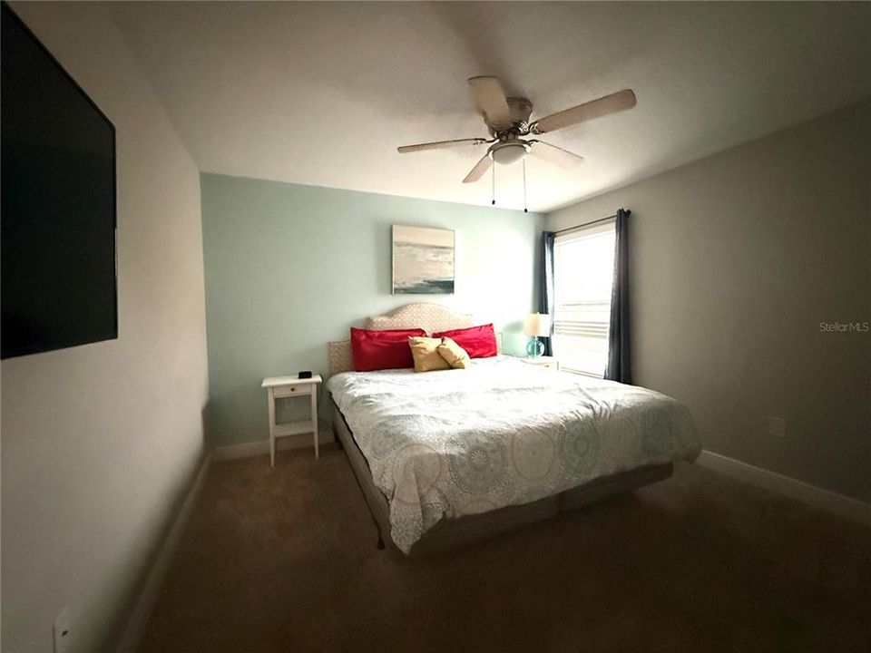 For Sale: $509,000 (6 beds, 4 baths, 3052 Square Feet)