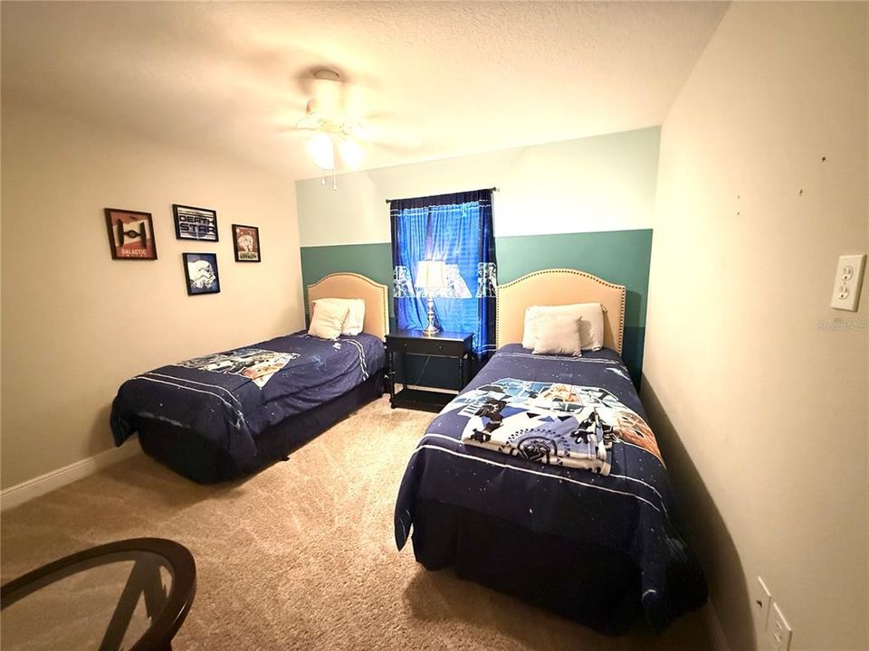 For Sale: $509,000 (6 beds, 4 baths, 3052 Square Feet)