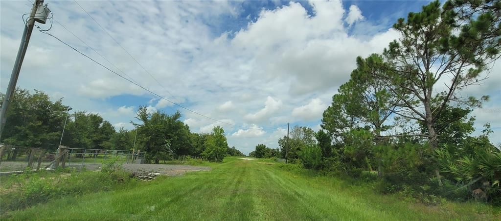En Venta: $32,500 (1.25 acres)