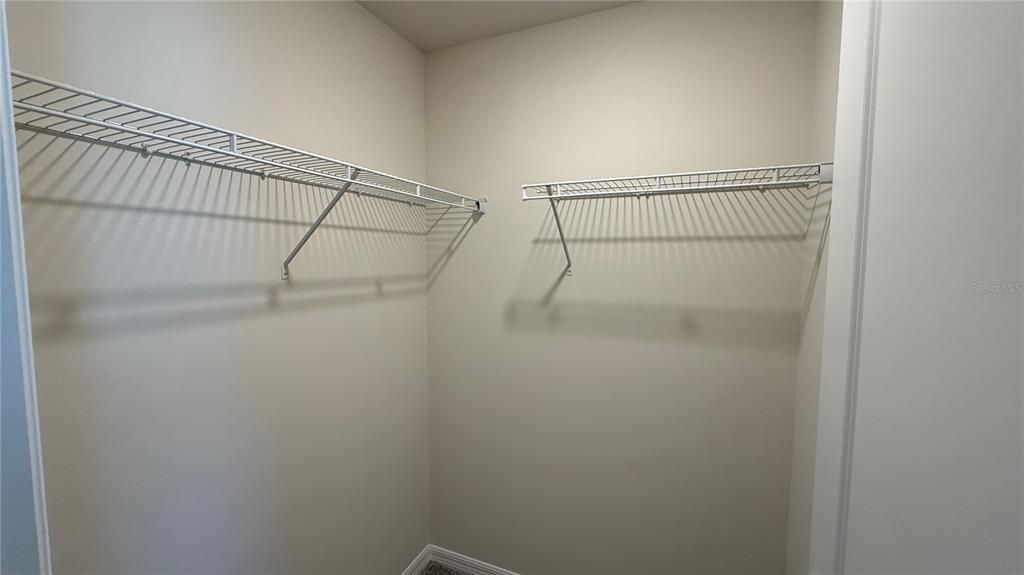 En Renta: $2,300 (3 camas, 2 baños, 1628 Pies cuadrados)