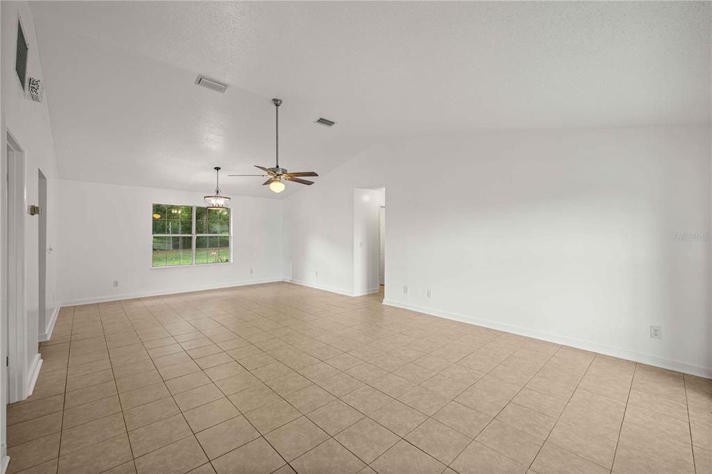 For Sale: $750,000 (3 beds, 2 baths, 1928 Square Feet)