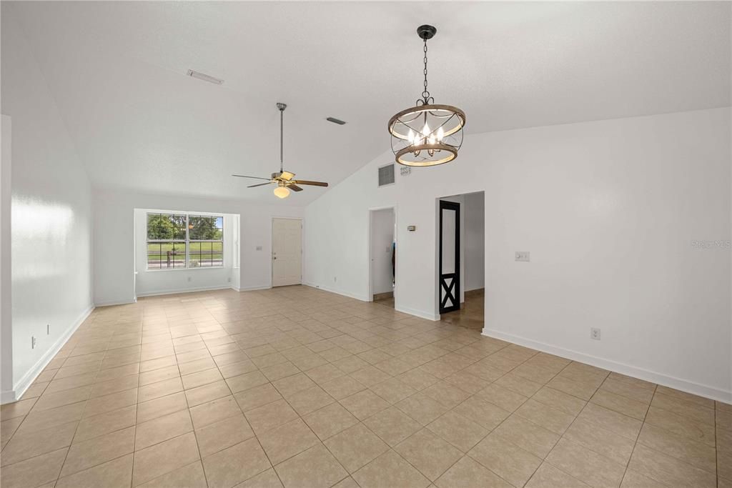For Sale: $750,000 (3 beds, 2 baths, 1928 Square Feet)