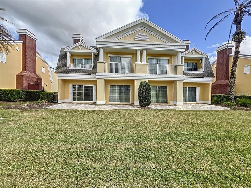 For Rent: $2,700 (3 beds, 3 baths, 2124 Square Feet)