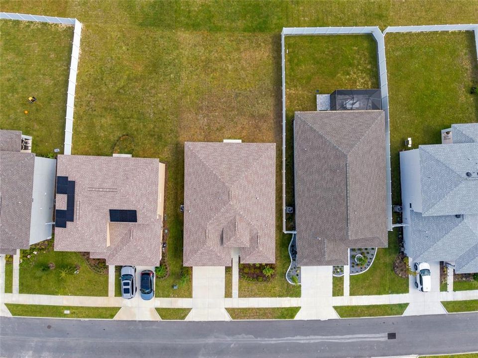 For Rent: $2,200 (3 beds, 2 baths, 1594 Square Feet)