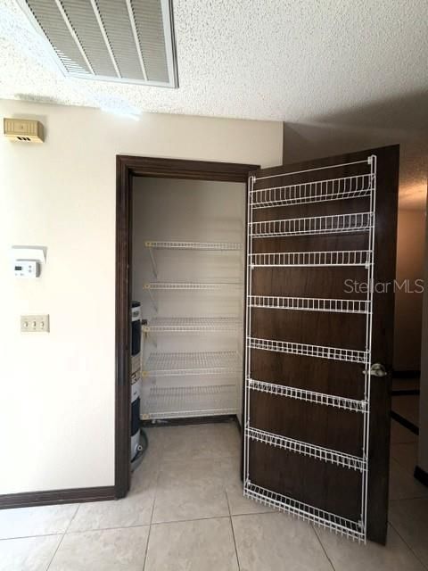 En Venta: $280,000 (2 camas, 2 baños, 1008 Pies cuadrados)