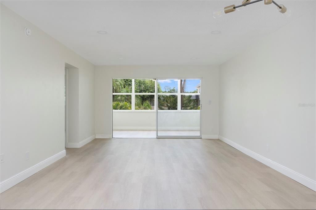 En Venta: $127,000 (1 camas, 1 baños, 869 Pies cuadrados)