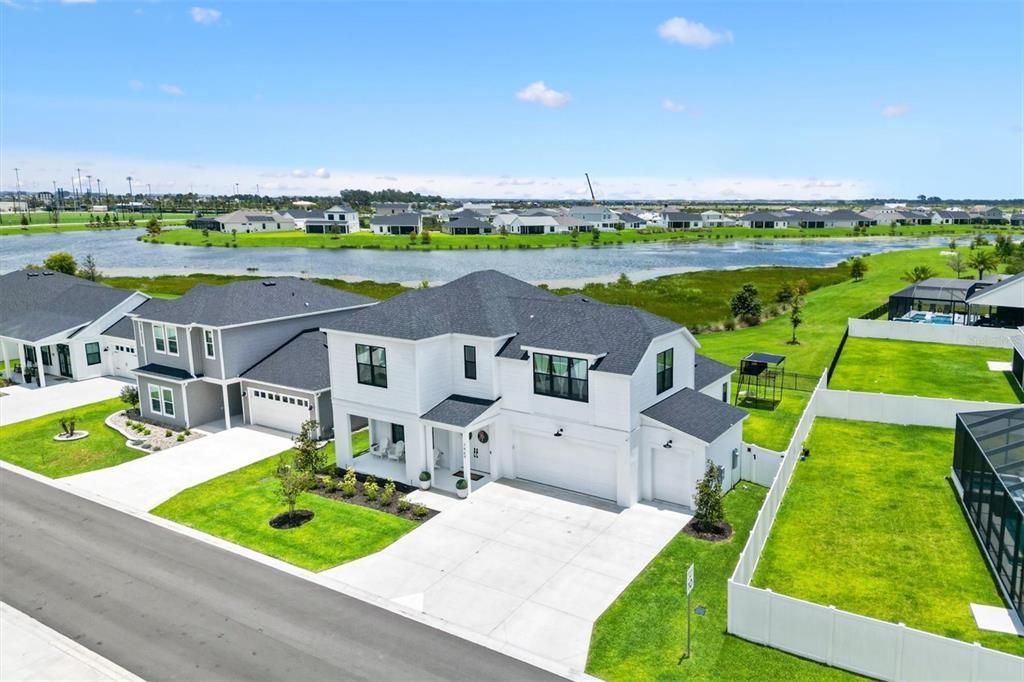 For Sale: $850,000 (4 beds, 3 baths, 3374 Square Feet)