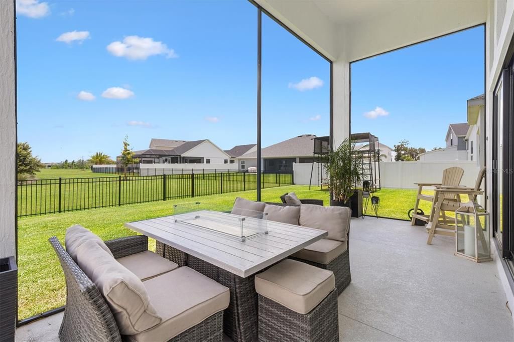 For Sale: $850,000 (4 beds, 3 baths, 3374 Square Feet)
