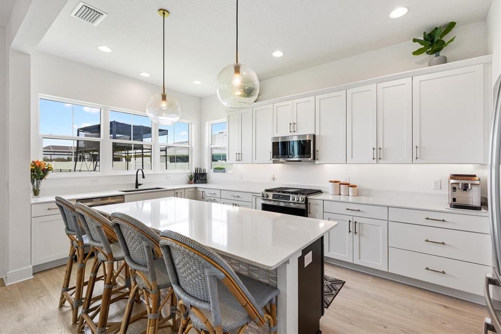 For Sale: $850,000 (4 beds, 3 baths, 3374 Square Feet)
