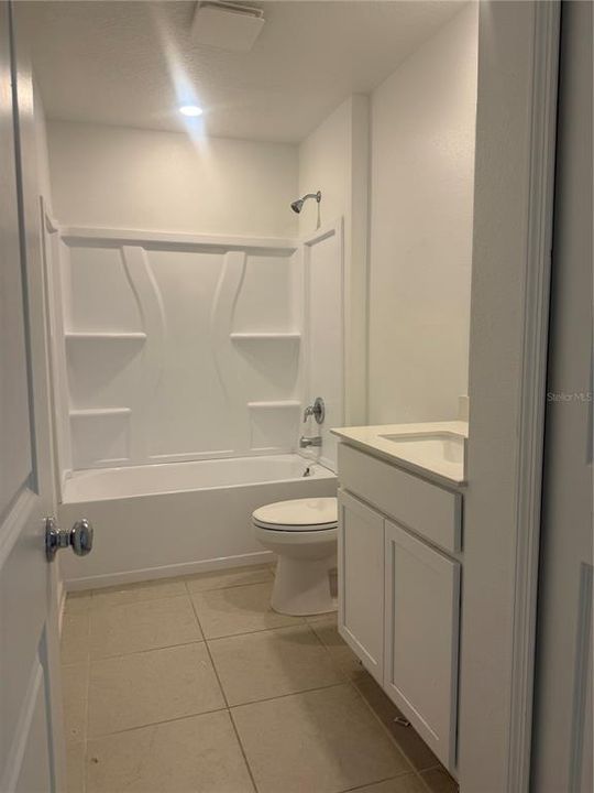 В аренду: $2,450 (5 спален, 3 ванн, 2451 Квадратных фут)