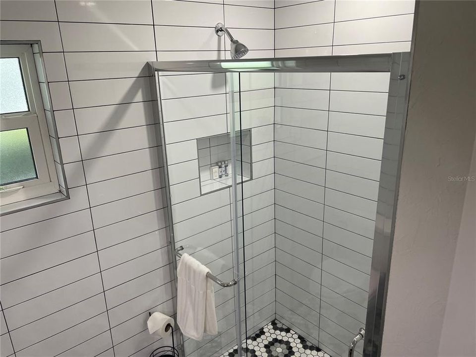 En Renta: $1,750 (1 camas, 1 baños, 450 Pies cuadrados)