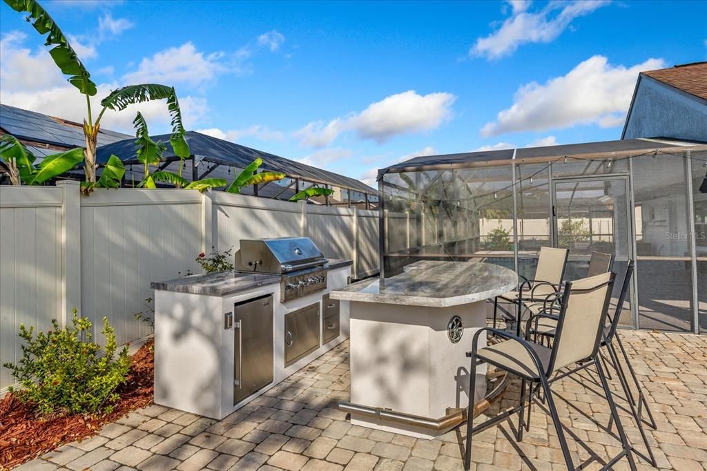 En Venta: $598,000 (3 camas, 2 baños, 2198 Pies cuadrados)
