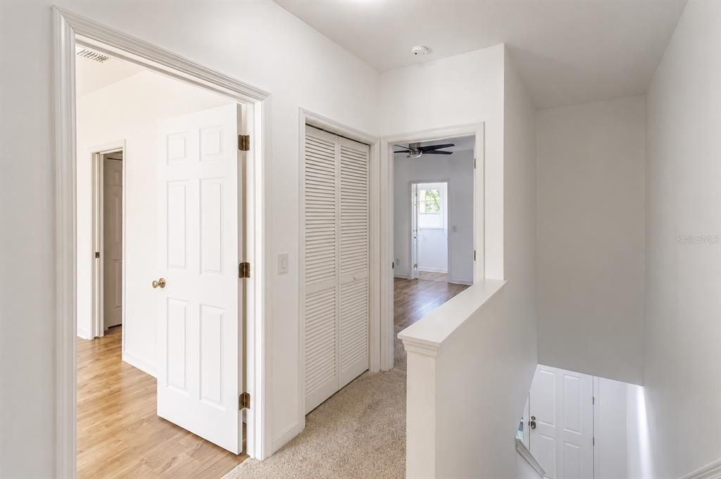 For Sale: $219,900 (2 beds, 2 baths, 1341 Square Feet)