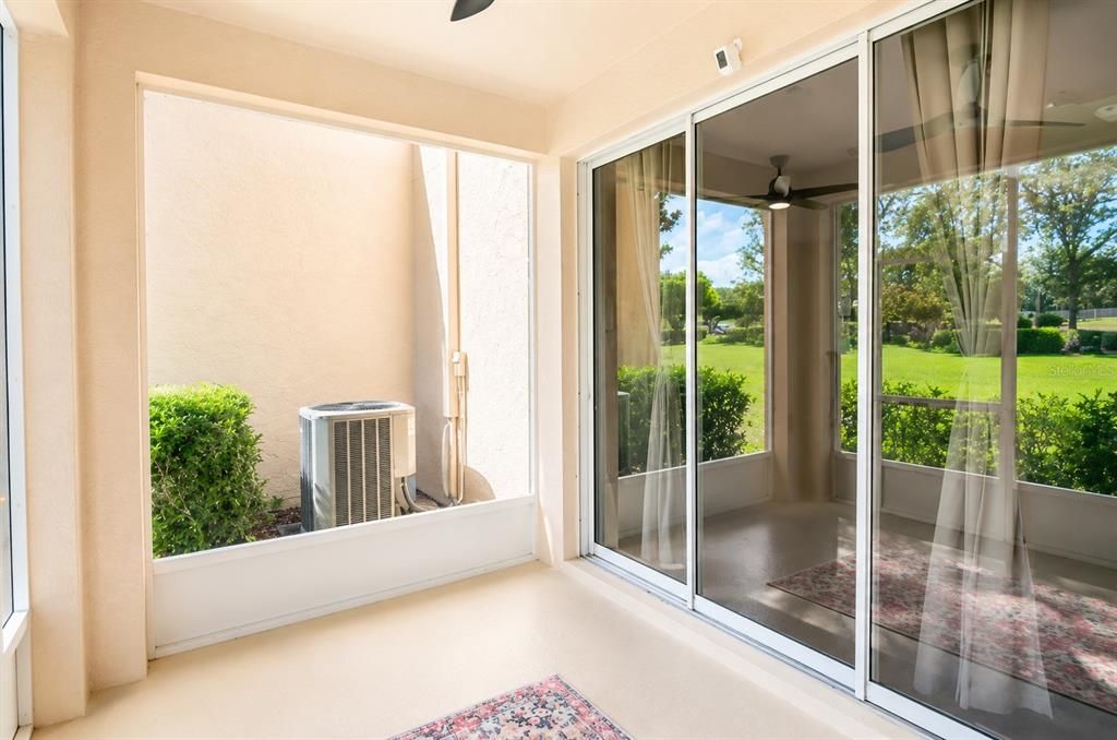 For Sale: $219,900 (2 beds, 2 baths, 1341 Square Feet)