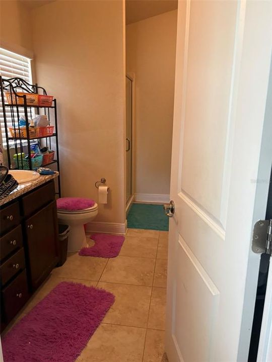 For Sale: $313,900 (4 beds, 2 baths, 1820 Square Feet)