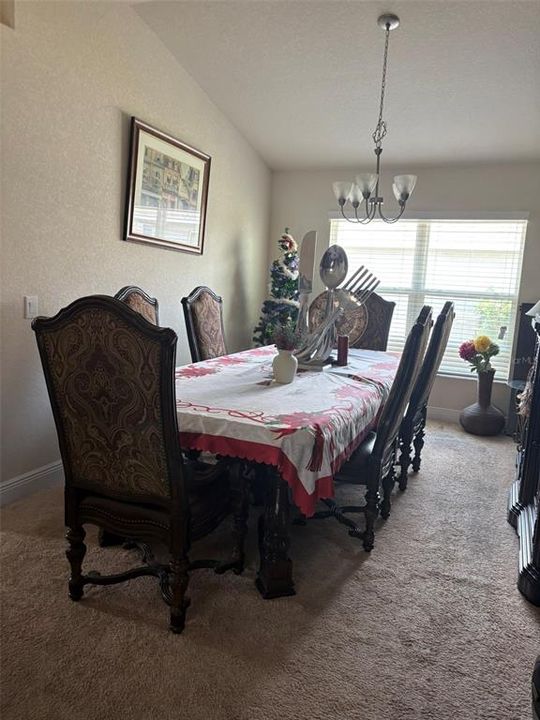 For Sale: $313,900 (4 beds, 2 baths, 1820 Square Feet)