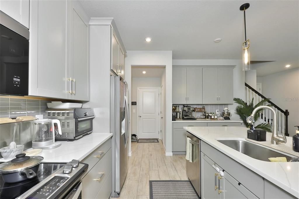 В аренду: $2,900 (4 спален, 3 ванн, 2594 Квадратных фут)
