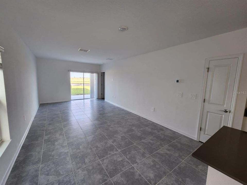 В аренду: $2,250 (3 спален, 2 ванн, 1444 Квадратных фут)