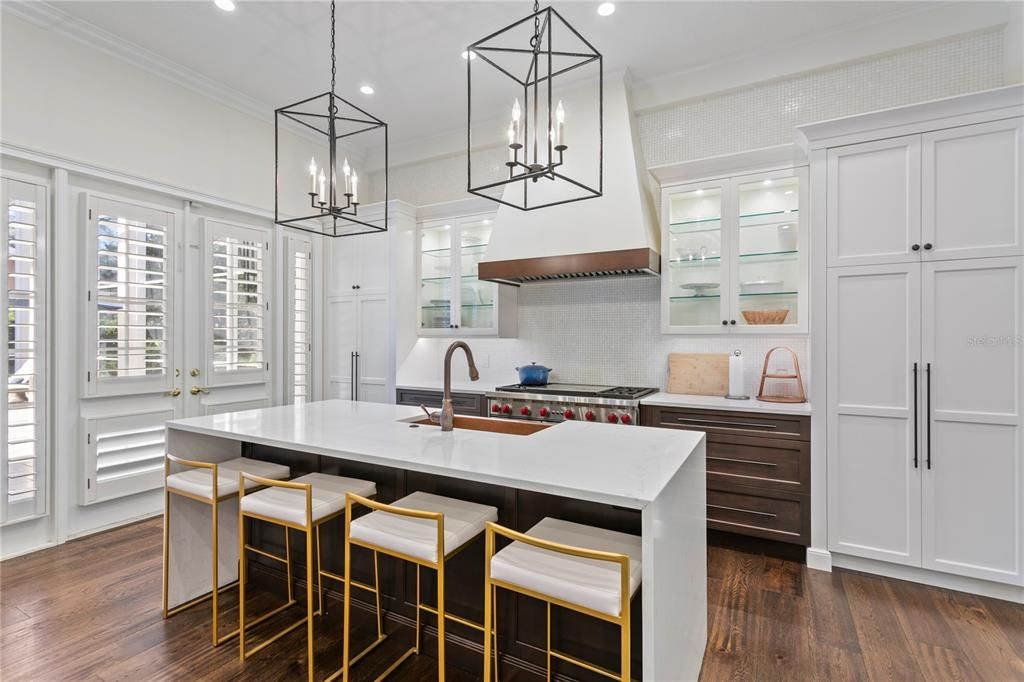 For Sale: $2,795,000 (4 beds, 5 baths, 4792 Square Feet)