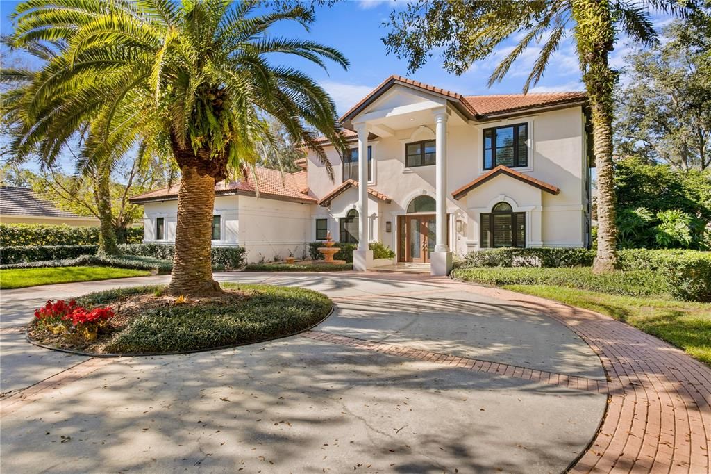 For Sale: $2,795,000 (4 beds, 5 baths, 4792 Square Feet)