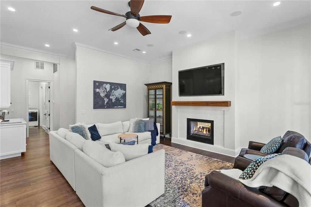 For Sale: $2,795,000 (4 beds, 5 baths, 4792 Square Feet)