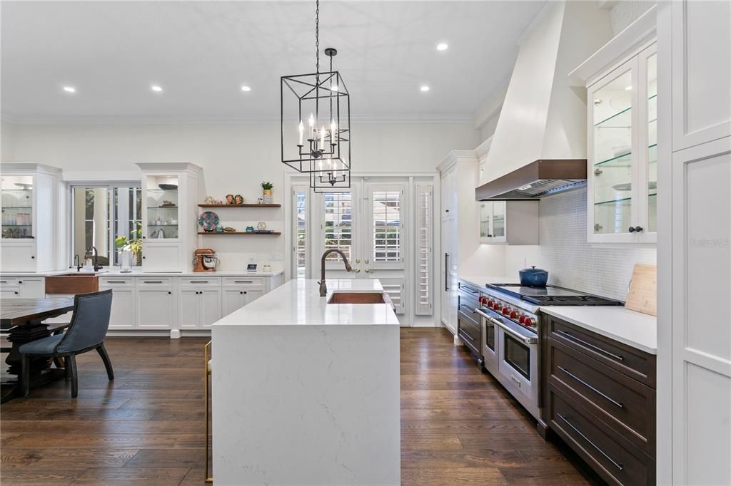 For Sale: $2,795,000 (4 beds, 5 baths, 4792 Square Feet)