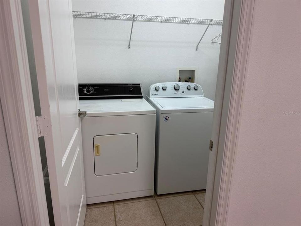 En Renta: $2,700 (3 camas, 2 baños, 2098 Pies cuadrados)